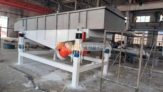 1800*4500mm 3 κατάστρωμα Ατσάλι Linear Vibrating Screen για βότανα