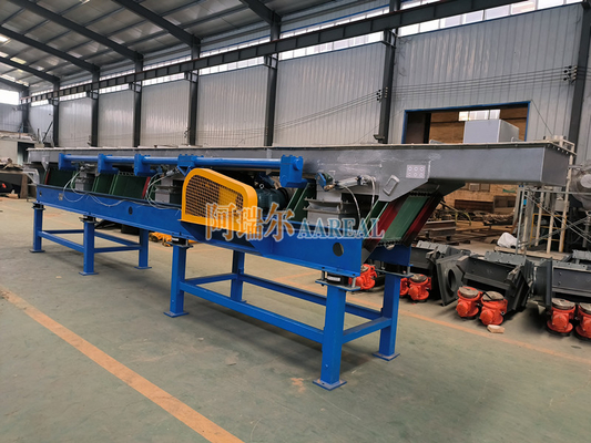 600mm*8000mm Ατσάλινη φύλλα ελατήριο εκκεντρικό δονητικό μεταφορέα για τη μεταφορά αλατιού