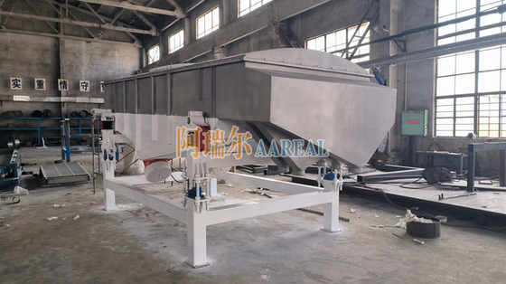 1800*4500mm 3 κατάστρωμα Ατσάλι Linear Vibrating Screen για βότανα